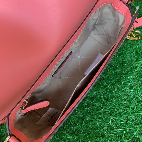 MICHAEL KORS MERCER SM CLUTCH XBODY GRAPEFRUIT - Picture 13 of 15